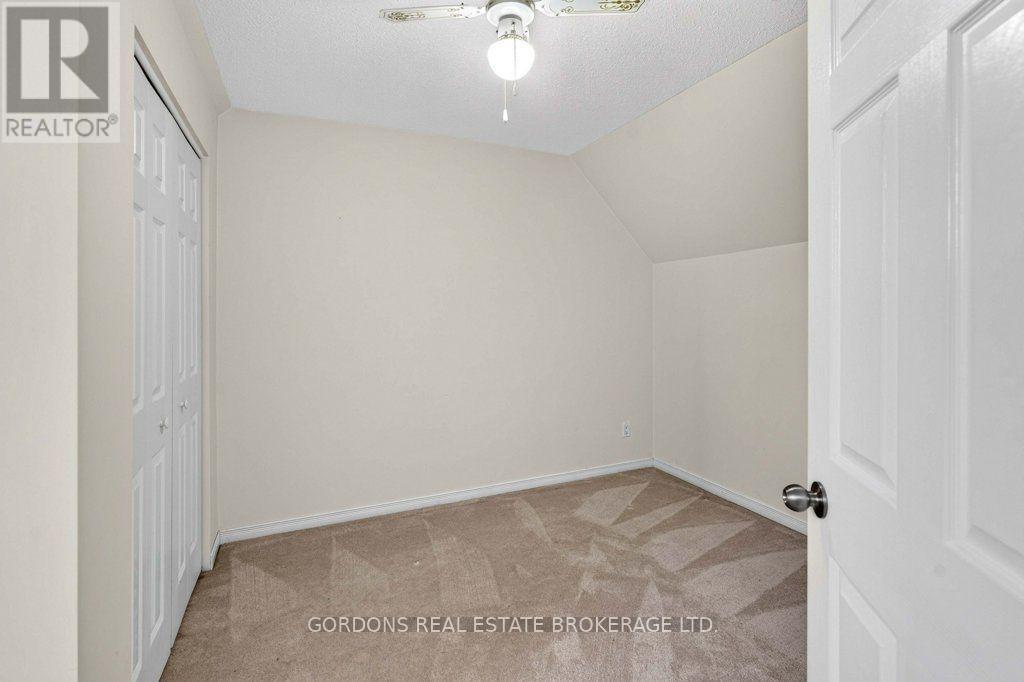 813 PIERCE'S LANE - Image 31