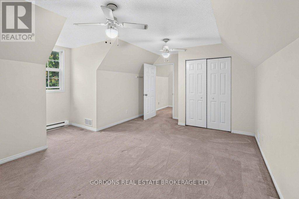 813 PIERCE'S LANE - Image 37