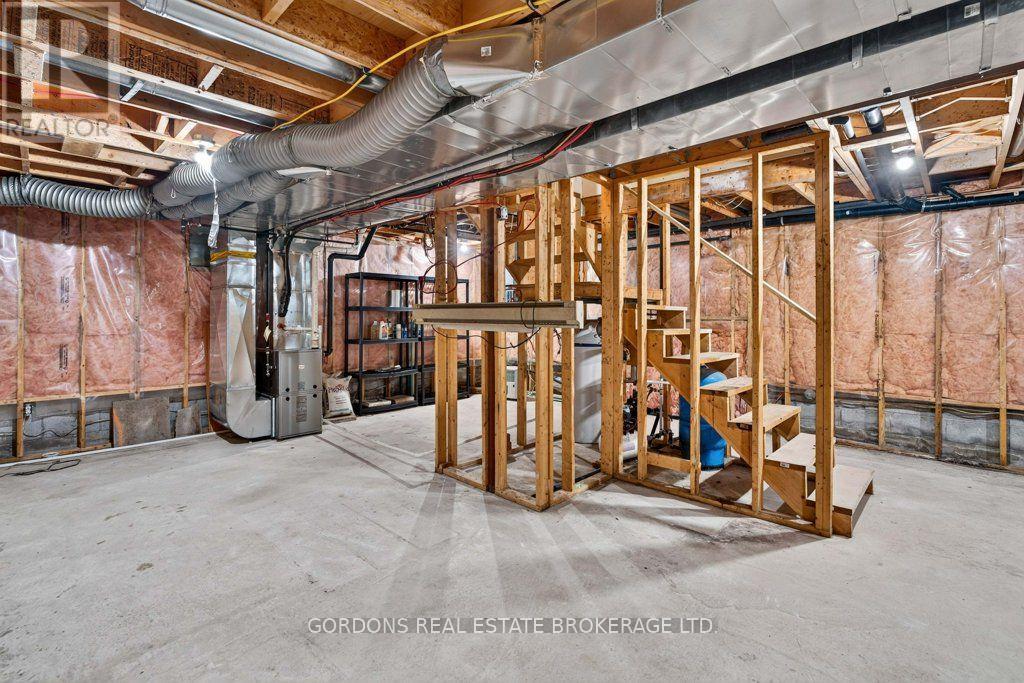 813 PIERCE'S LANE - Image 41