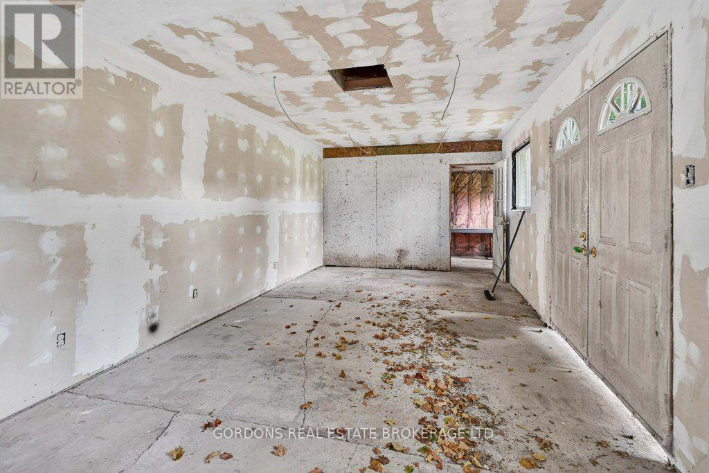 813 PIERCE'S LANE - 42