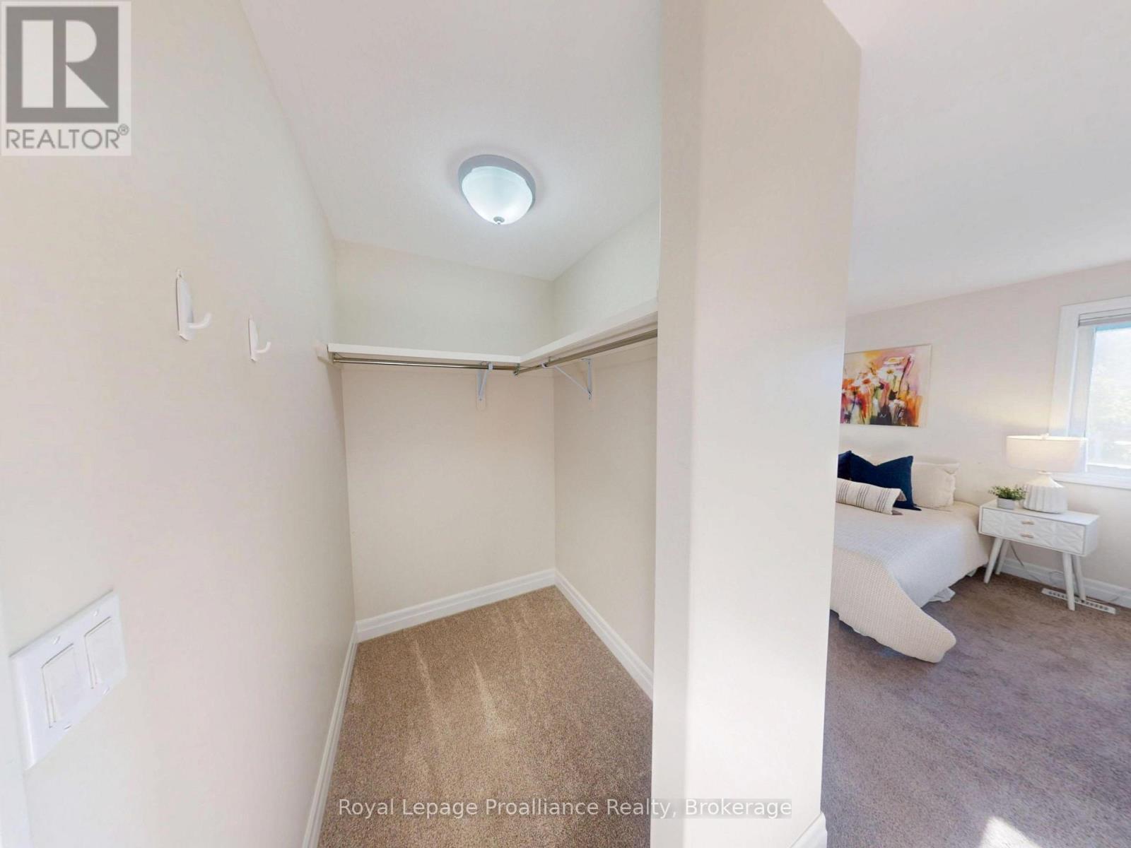 38 MERCEDES DRIVE - Image 19