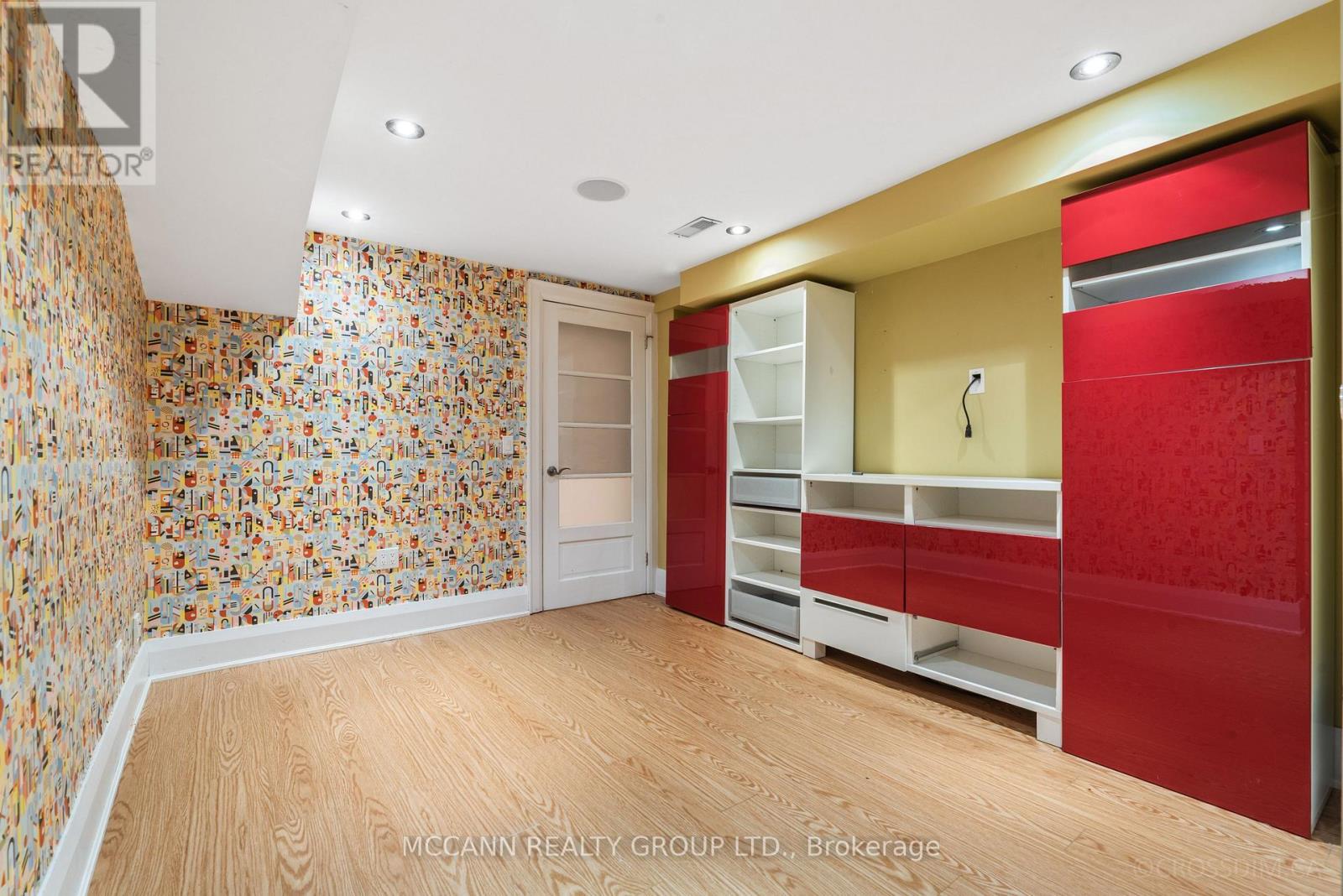 137 Old Orchard Grove — photo 35