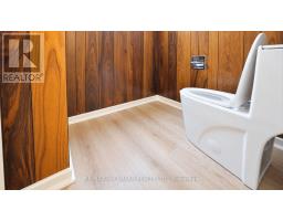 16 Royal Oak Drive, Toronto, ON M3C2M2 Photo 10