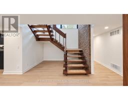 16 Royal Oak Drive, Toronto, ON M3C2M2 Photo 26