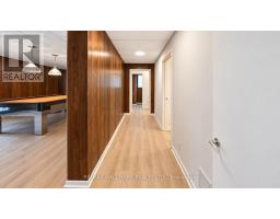 16 Royal Oak Drive, Toronto, ON M3C2M2 Photo 28