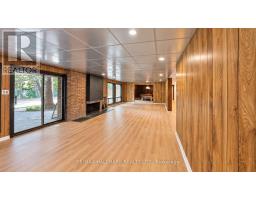 16 Royal Oak Drive, Toronto, ON M3C2M2 Photo 29