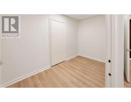 16 Royal Oak Drive, Toronto, ON M3C2M2 Photo 34