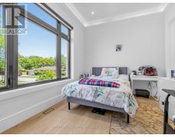 35 Lloydminster Crescent, Toronto, ON M2M2R9 Photo 31