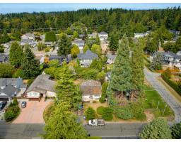 13181 15 Avenue, Surrey, BC V4A1K8 Photo 16