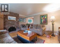Recreation room - 3960 Cumberland Rd, Saanich, BC V8P3J8 Photo 6
