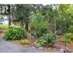 3960 Cumberland Rd, Saanich, BC V8P3J8 Photo 43