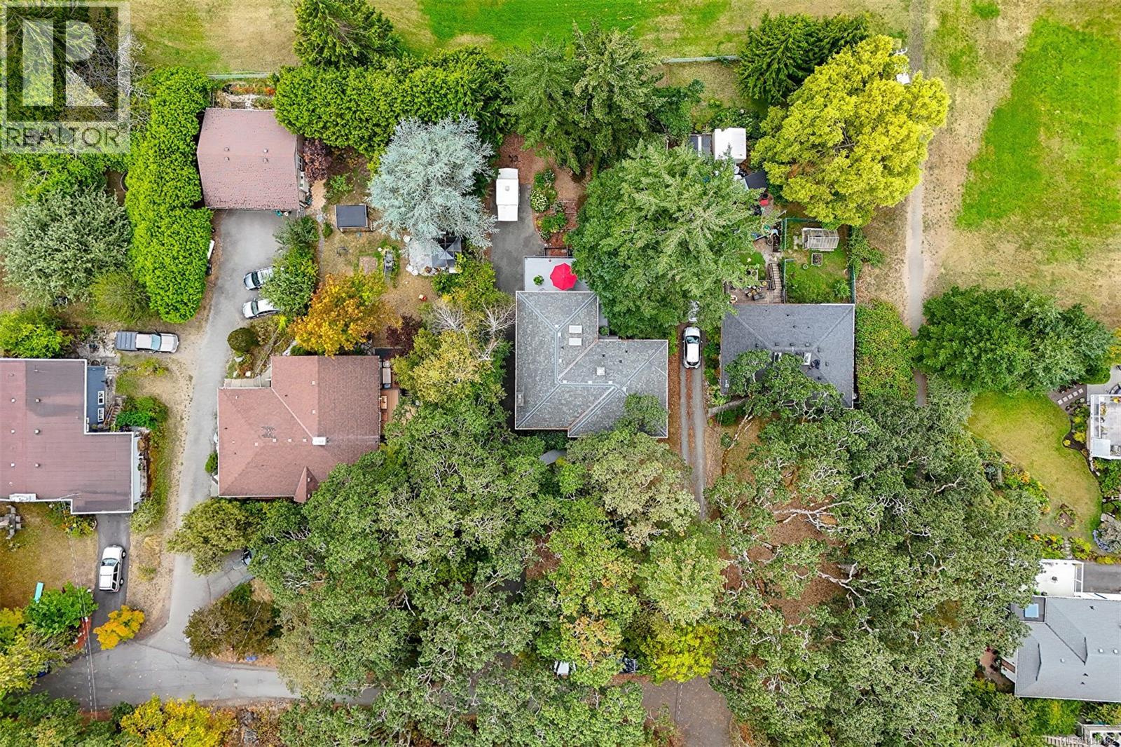 3960 Cumberland Rd - Image 48