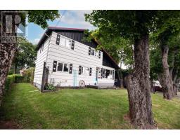 Bedroom - 8 Allison Avenue, Amherst, NS B4H3V4 Photo 6