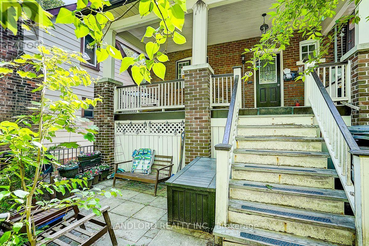 3 - 92 NEVILLE PARK BOULEVARD, Toronto (The Beaches)