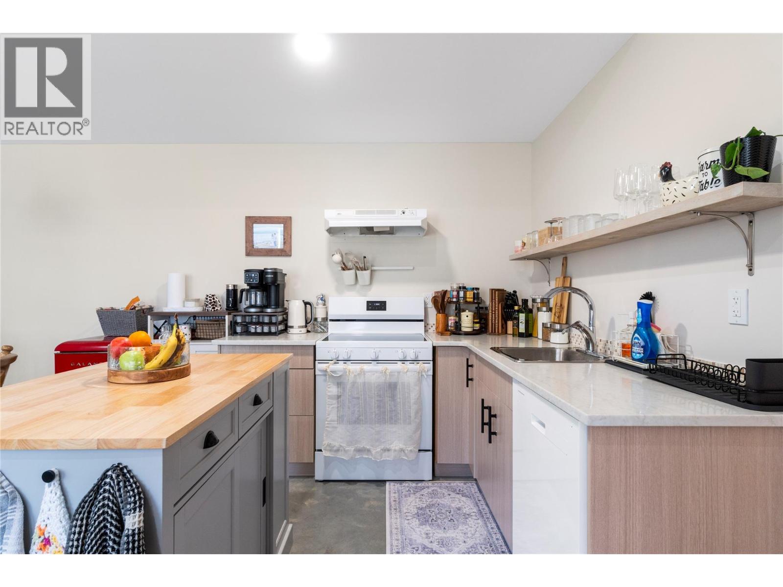 2545 Panoramic Way - Image 68