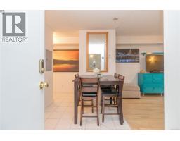 101 827 North Park St, Victoria, BC V8W3Y3 Photo 9