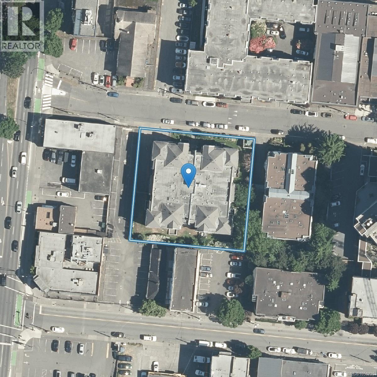 #101 827 North Park St - Image 29