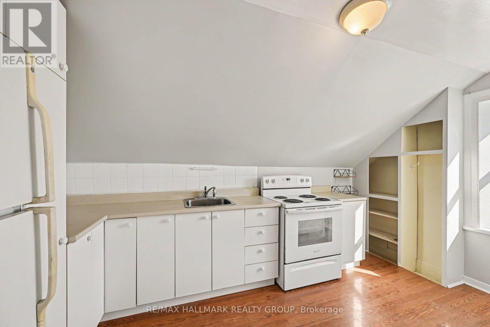 UNIT 1 - 216 BELL STREET, Arnprior — photo 7