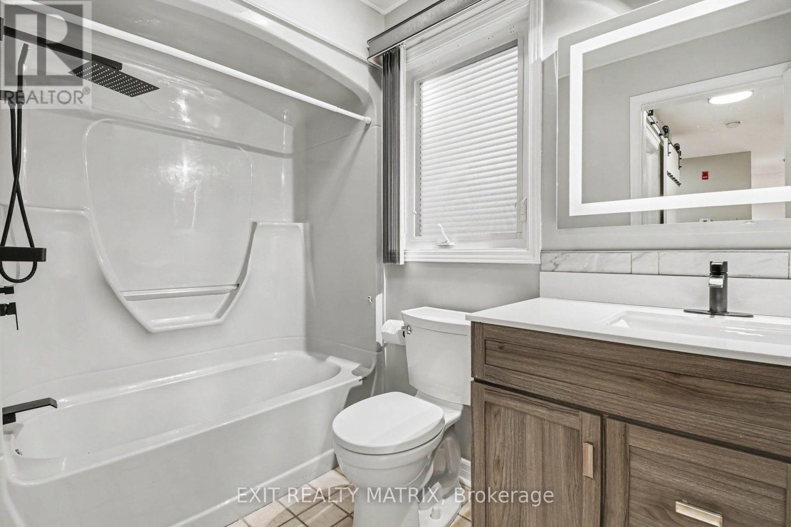 100A - 902 NOTRE DAME STREET, Russell — photo 10