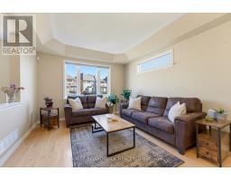 210 Broxburn Crescent, Ottawa, ON K2J0N7 Photo 10