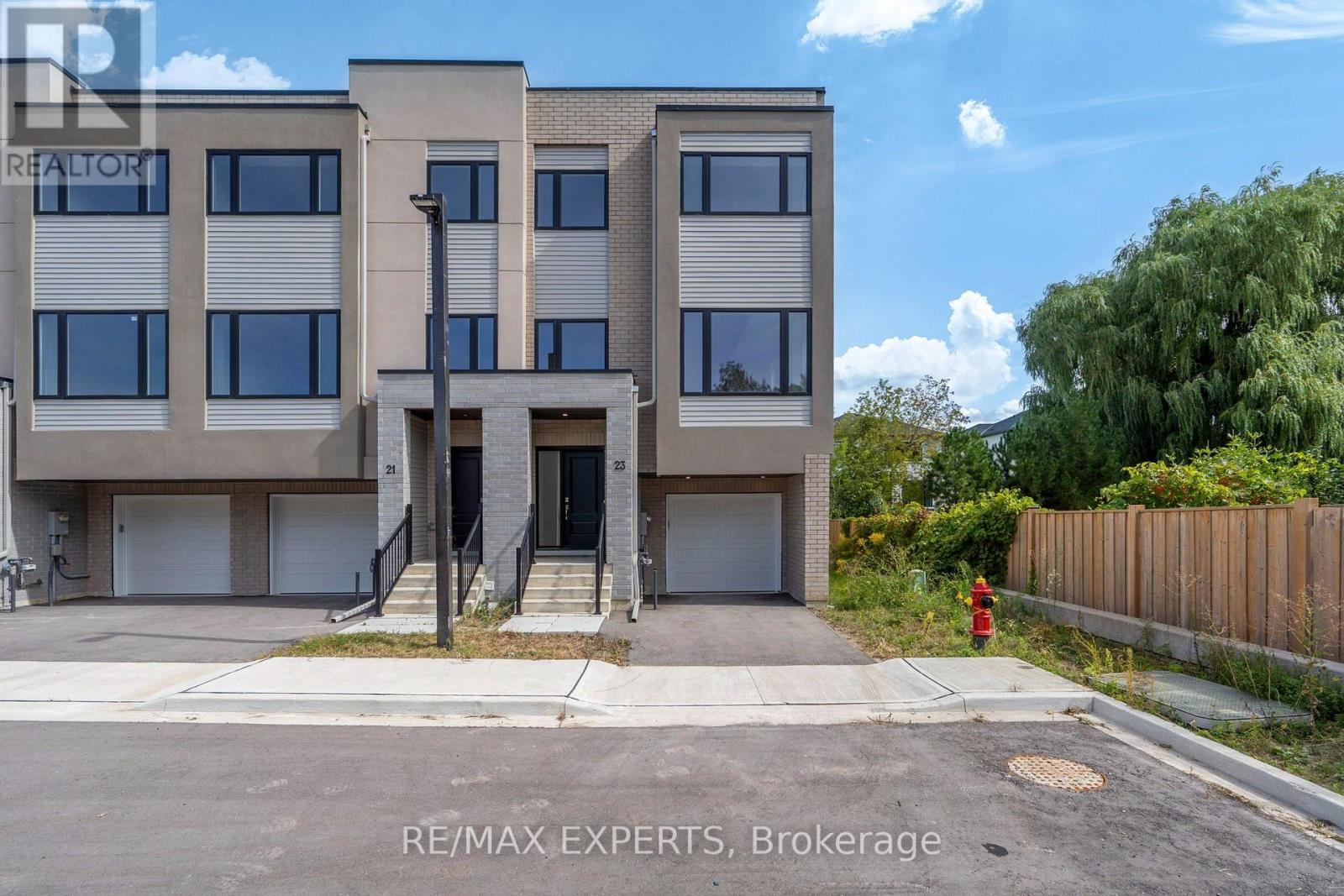 23 CARL HILL LANE, Richmond Hill (Langstaff) — photo 3