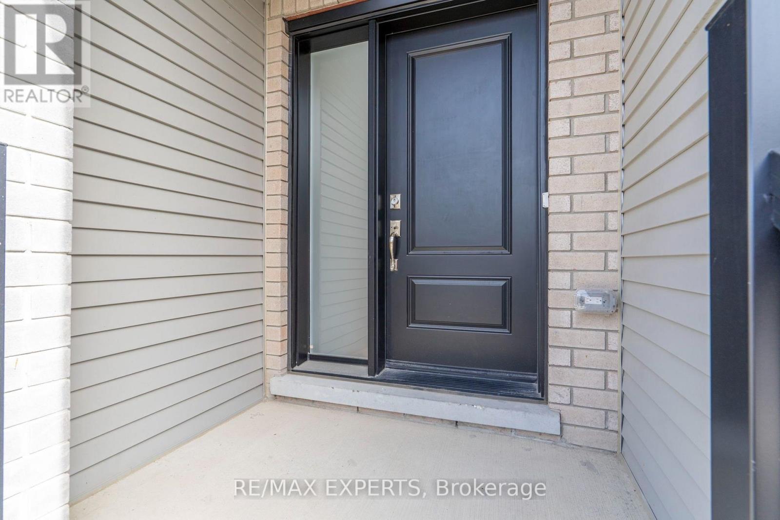23 CARL HILL LANE, Richmond Hill (Langstaff) — photo 8