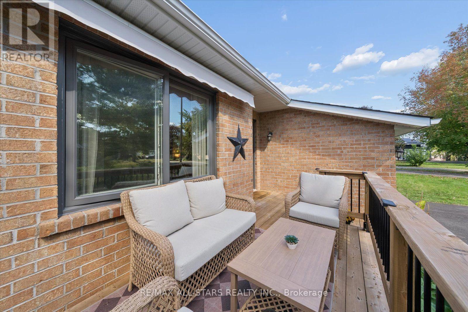 538 HIGHLAND CRESCENT, Brock (Beaverton) — photo 4