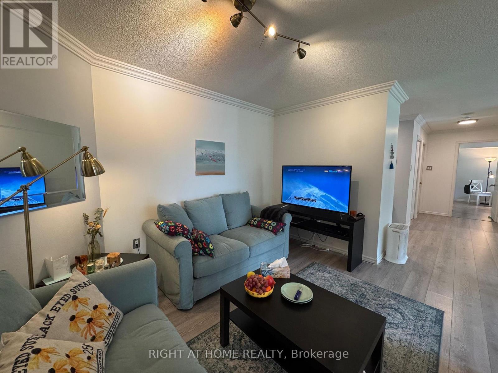 210 - 7250 YONGE STREET, Vaughan (Crestwood-Springfarm-Yorkhill) — photo 10