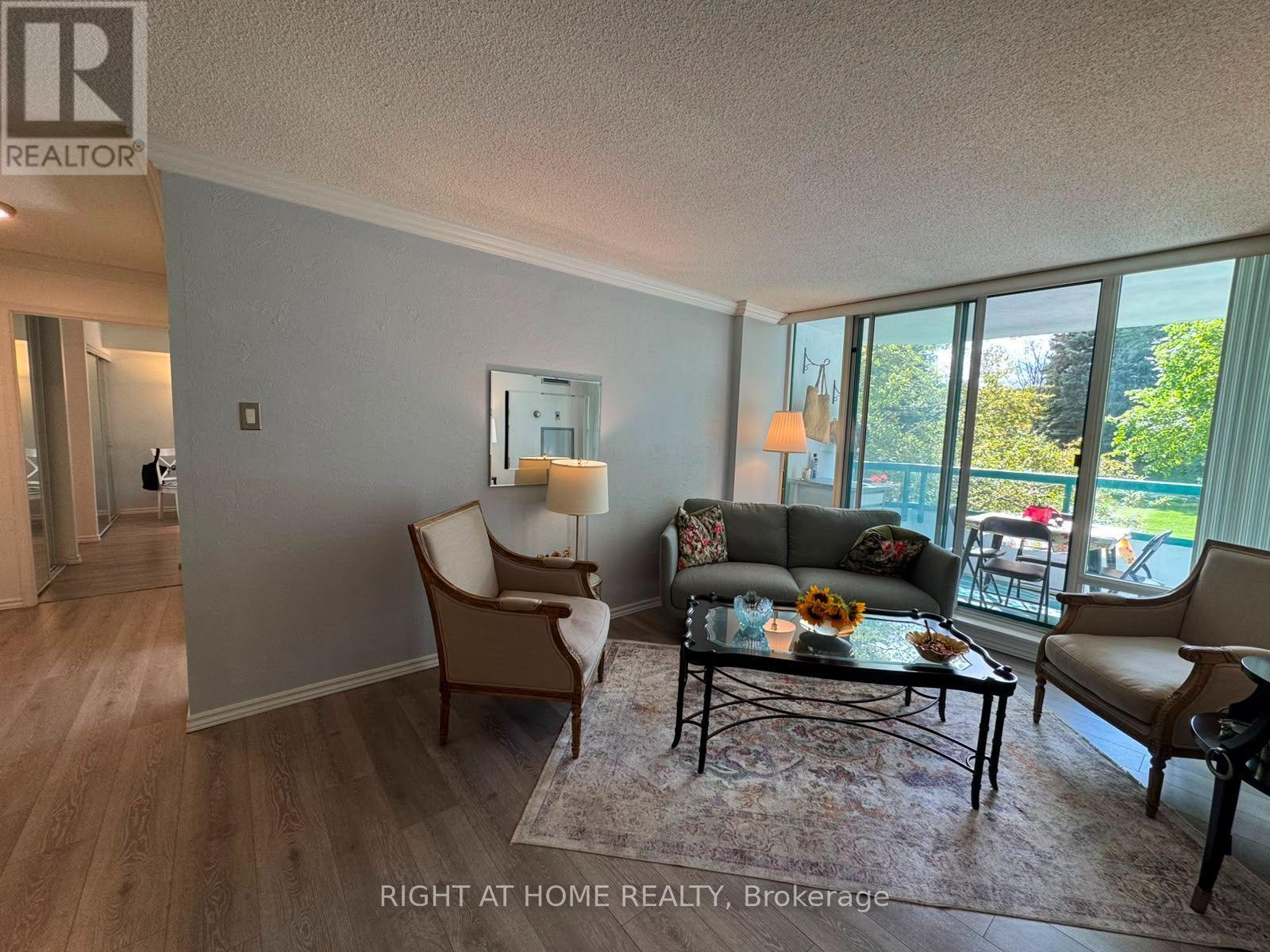 210 - 7250 YONGE STREET, Vaughan (Crestwood-Springfarm-Yorkhill) — photo 6