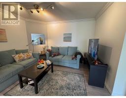 210 - 7250 Yonge Street, Vaughan, ON L4J7X1 Photo 11