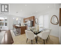 Kitchen - 28 Kincardine Street, Vaughan, ON L4H4H7 Photo 9