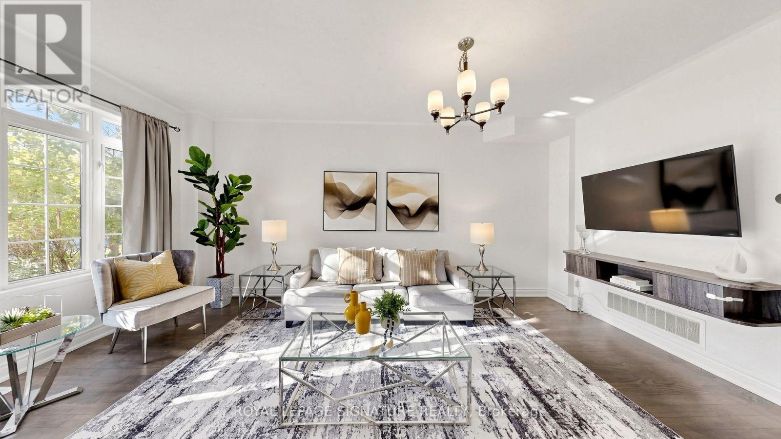 18 MONTAGUES LANE, Markham (Cornell) — photo 3