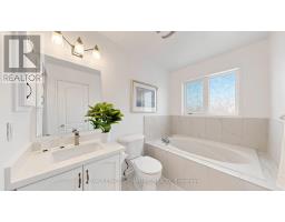 18 Montagues Lane, Markham, ON L6B0A3 Photo 10