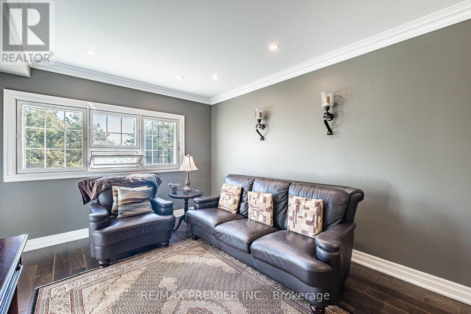 304 - 9451 JANE STREET, Vaughan (Maple) — photo 12