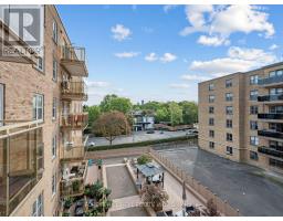 401 - 2603 Bathurst Street, Toronto, ON M6B2Z6 Photo 13