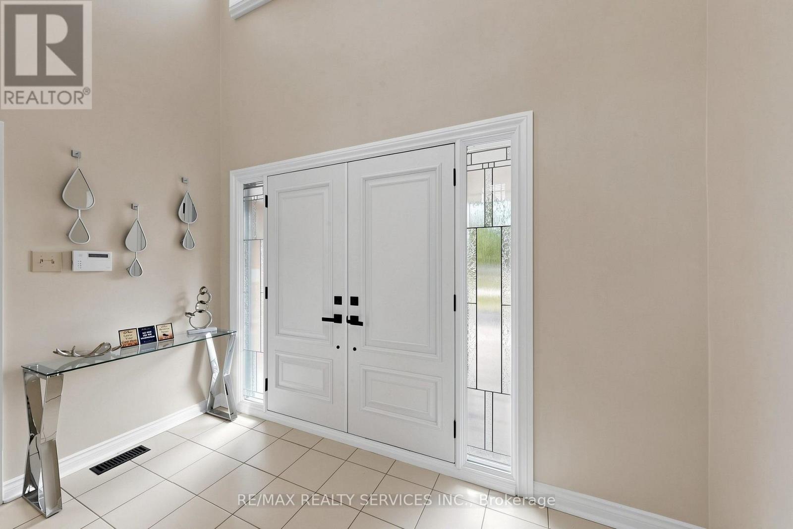 35 LINDEN CRESCENT, Brampton (Westgate) — photo 5