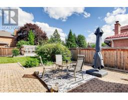 35 Linden Crescent, Brampton, ON L6S4G1 Photo 49