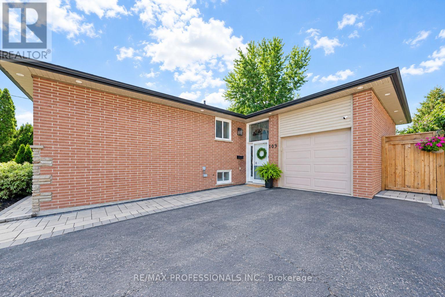 Photo of 103 WEST DEANE PARK DRIVE