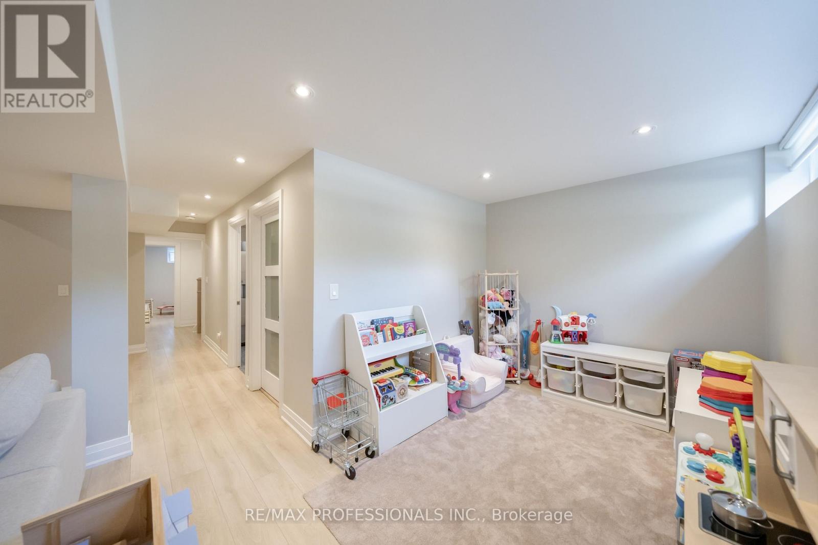103 WEST DEANE PARK DRIVE - 30