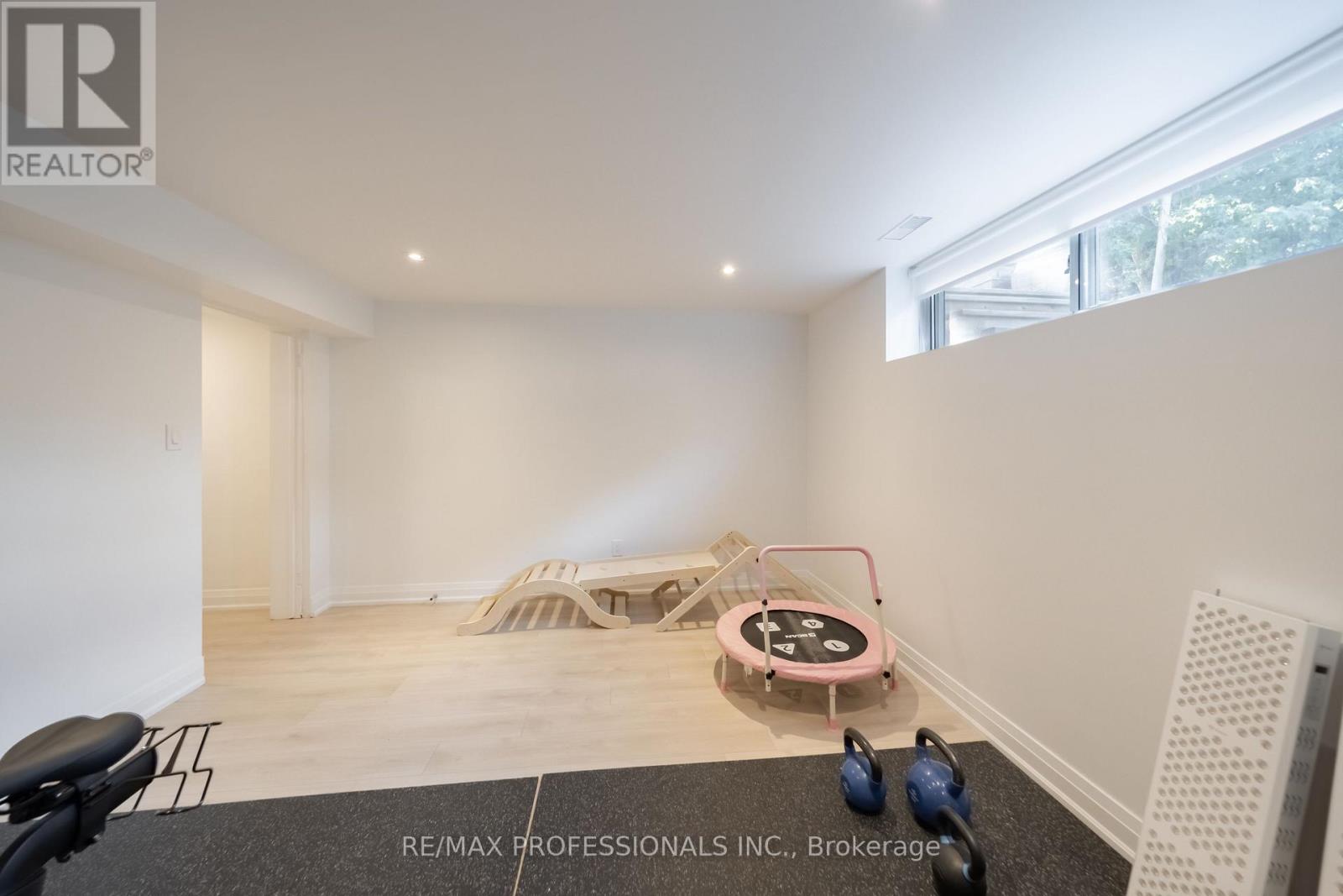 103 WEST DEANE PARK DRIVE - Image 34
