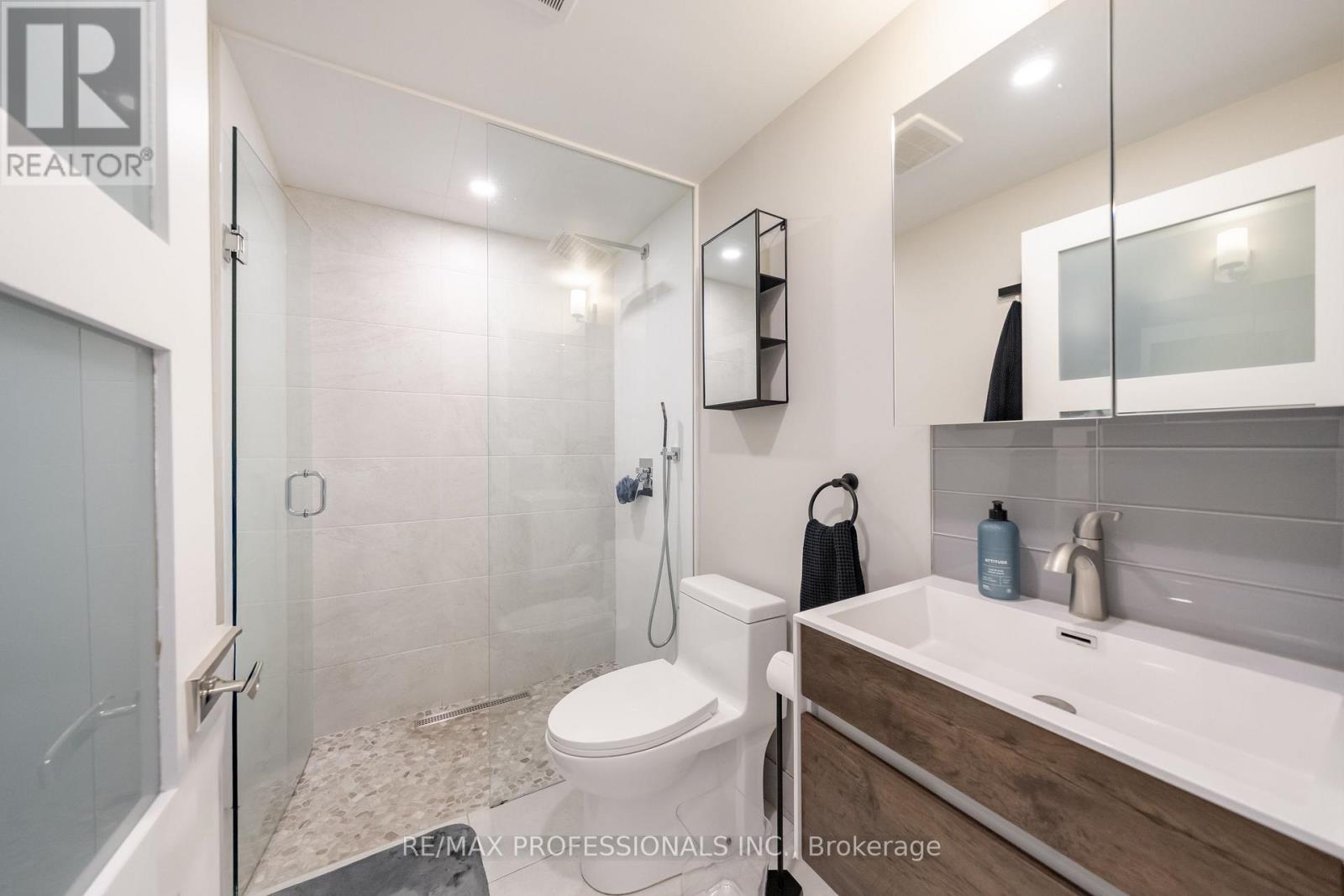 103 WEST DEANE PARK DRIVE - 35