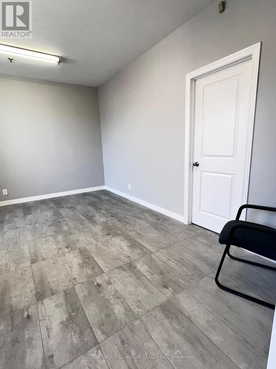 9 & 10 - 6731 COLUMBUS ROAD, Mississauga (Northeast) — photo 4
