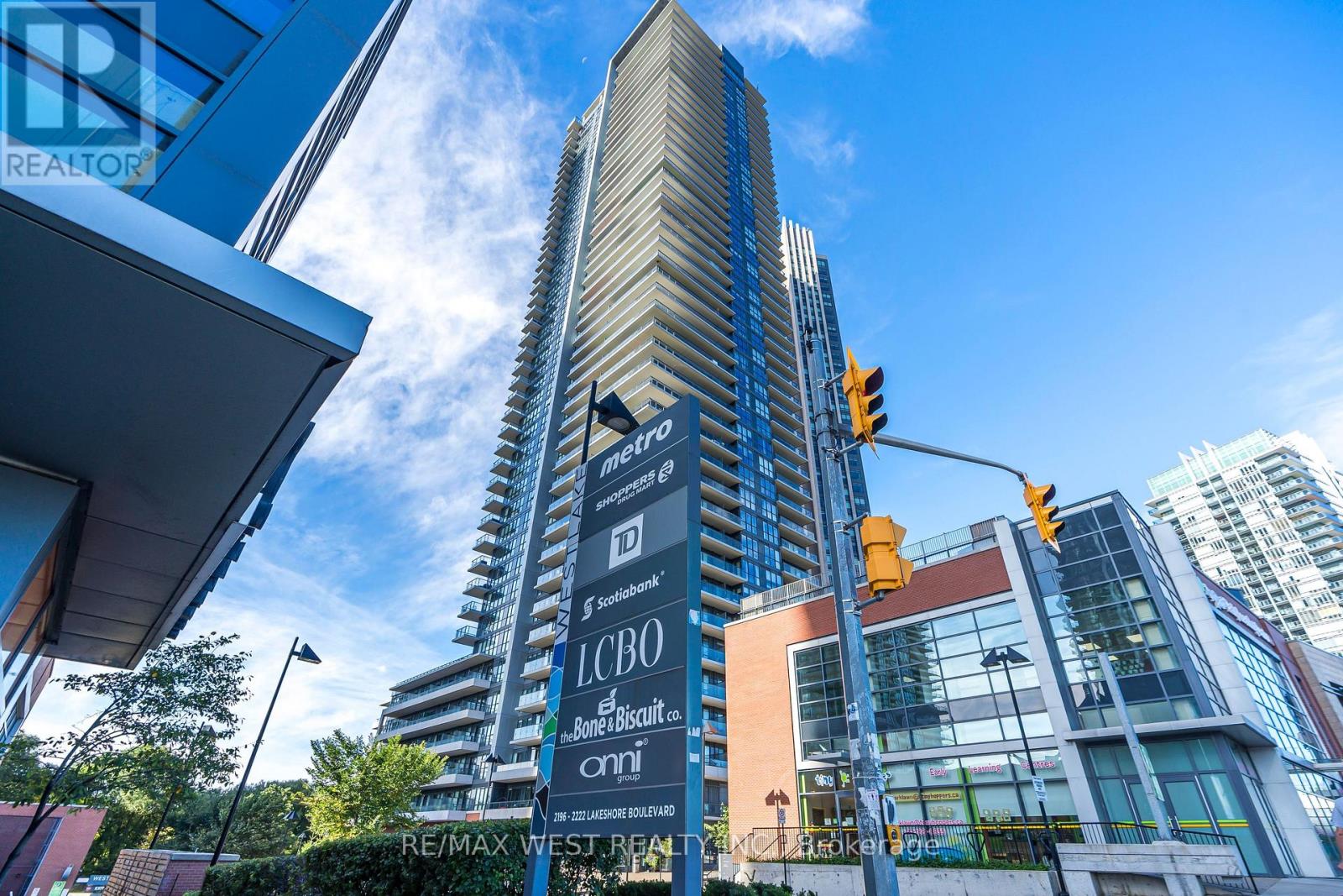 #1705 10 PARK LAWN ROAD - 37