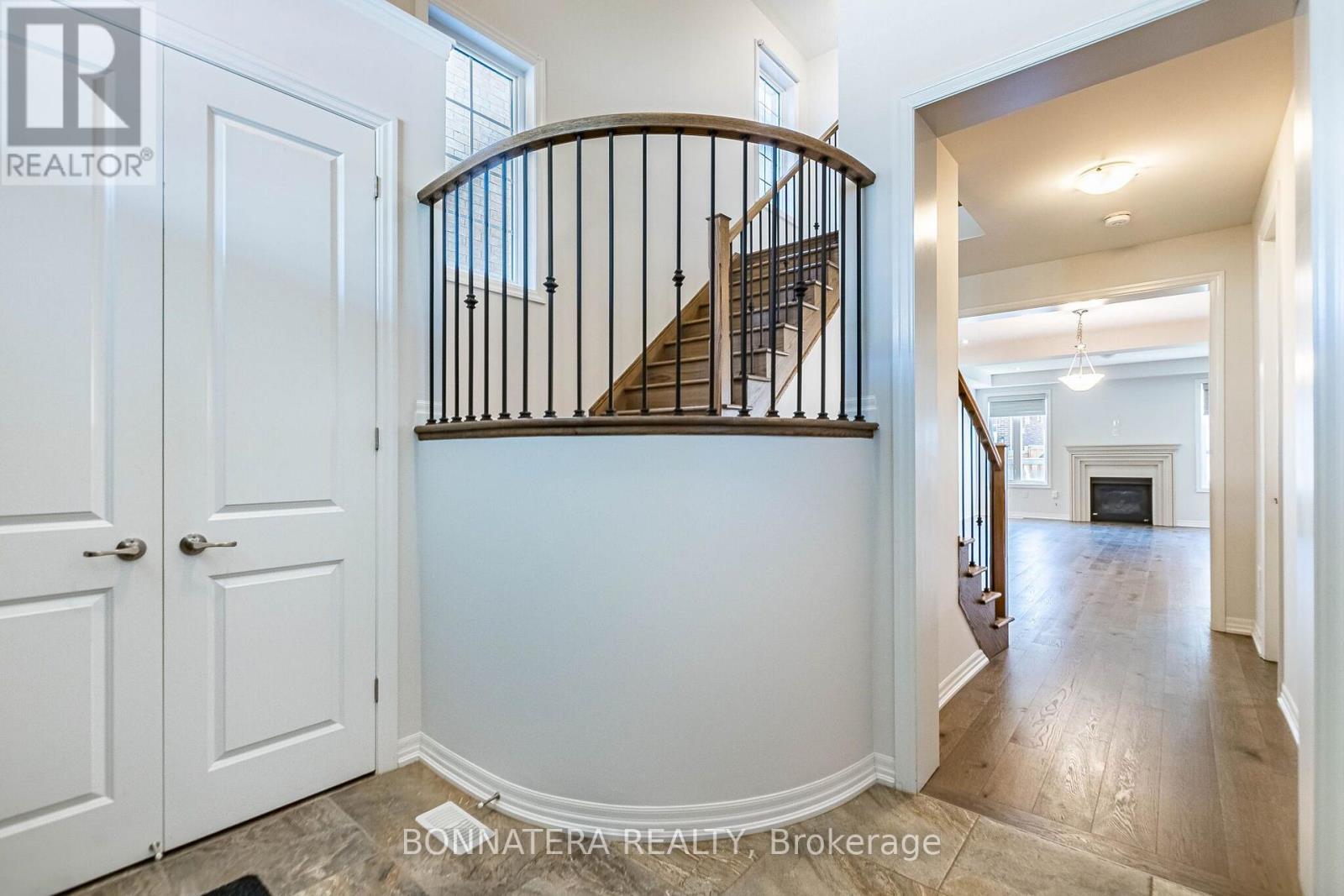 3136 ERNEST APPELBE BOULEVARD, Oakville (GO Glenorchy) — photo 4