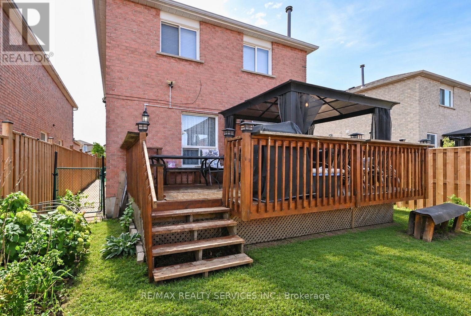 67 SANDMERE AVENUE - 32