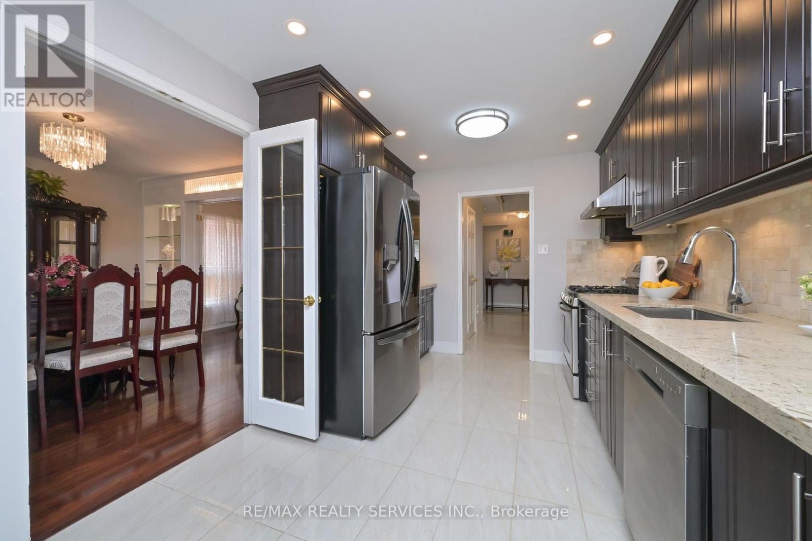 67 SANDMERE AVENUE, Brampton (Heart Lake West) — photo 8