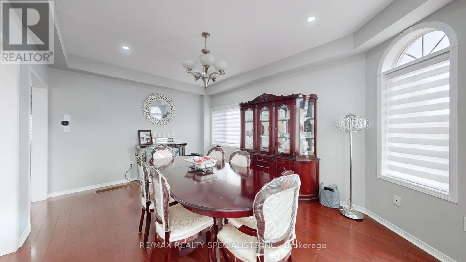 13 LEDGEROCK ROAD - 15