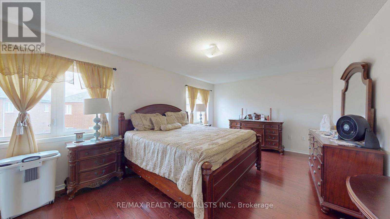 13 LEDGEROCK ROAD - 22