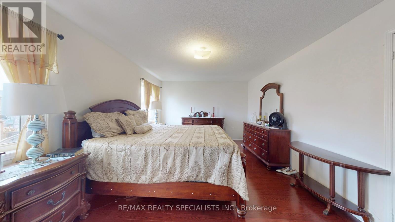 13 LEDGEROCK ROAD - 23