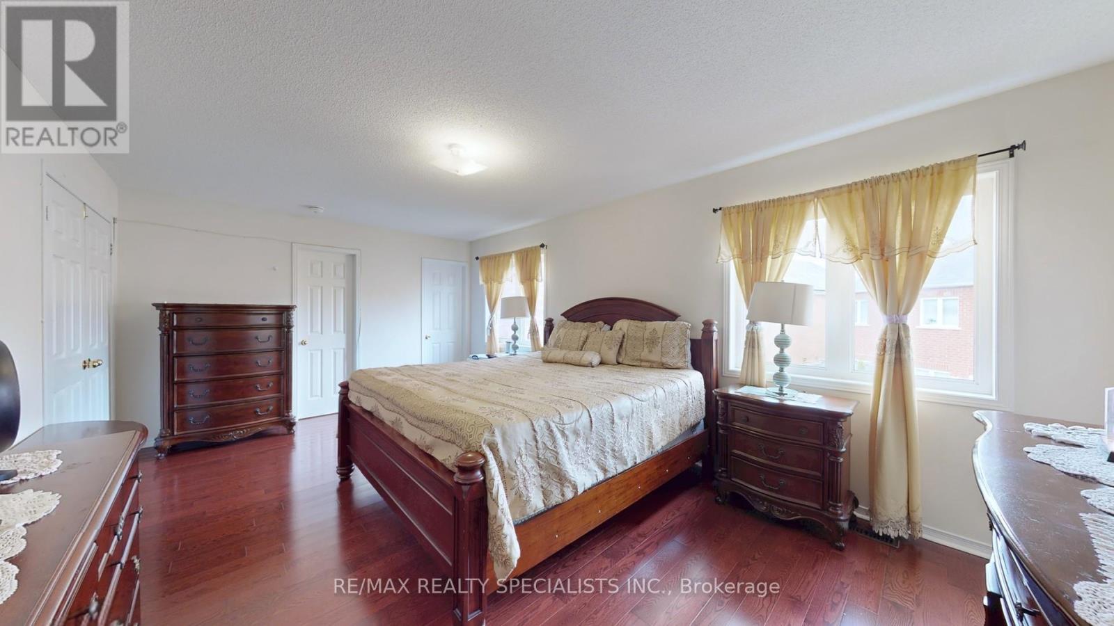 13 LEDGEROCK ROAD - 24